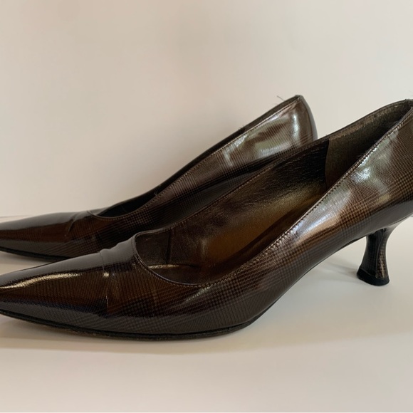 Stuart Weitzman kitten heels - Picture 9 of 9